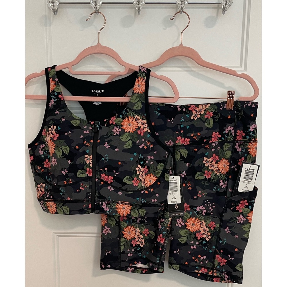 Torrid Floral Camo Activewear Two Piece Set NWT SZ 1X (14-16) - Picture 7 of 16